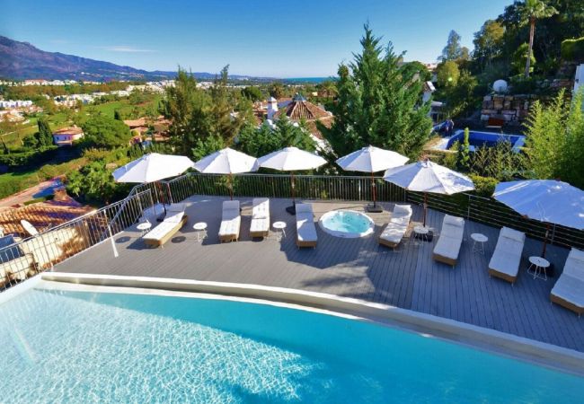 Villa in Marbella - Luxury Villa with Panoramic Views - Puerto Banus