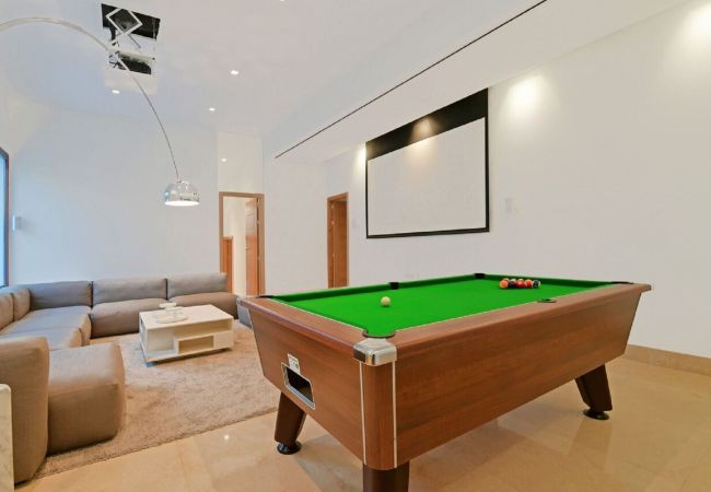 Villa in Marbella - Luxury Villa with Panoramic Views - Puerto Banus