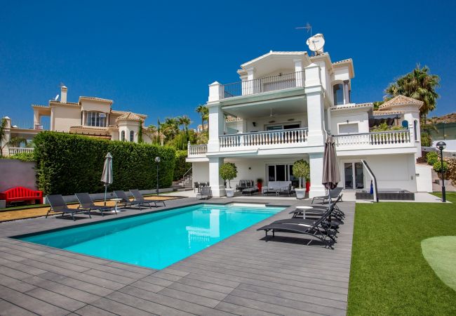Villa/Dettached house in Marbella - 30439 - FANTASTIC LUXURY VILLA NEAR MARBELLA