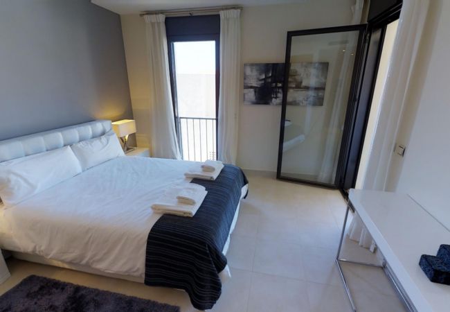 Apartment in Marbella - 8671 - LUXURIOUS APARTMENT WITH SPA AREA