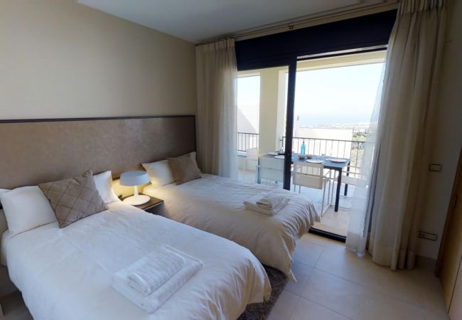 Apartment in Marbella - 8671 - LUXURIOUS APARTMENT WITH SPA AREA