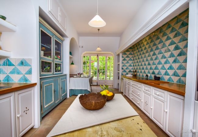 Villa in Marbella - A Real Oasis in  Colonial style