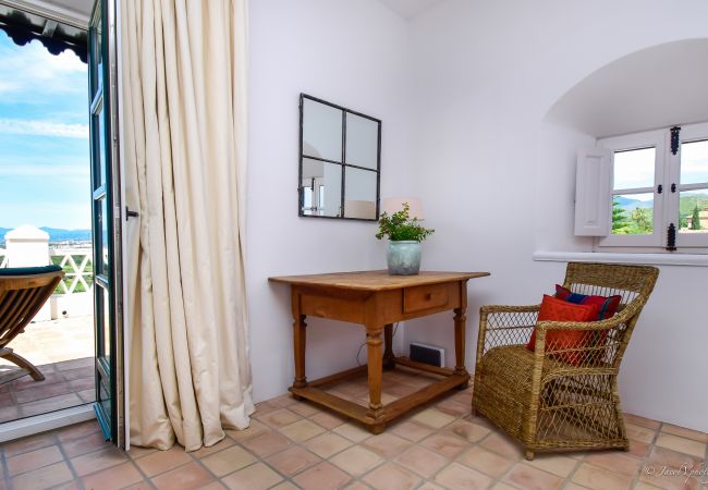 Villa in Marbella - A Real Oasis in  Colonial style