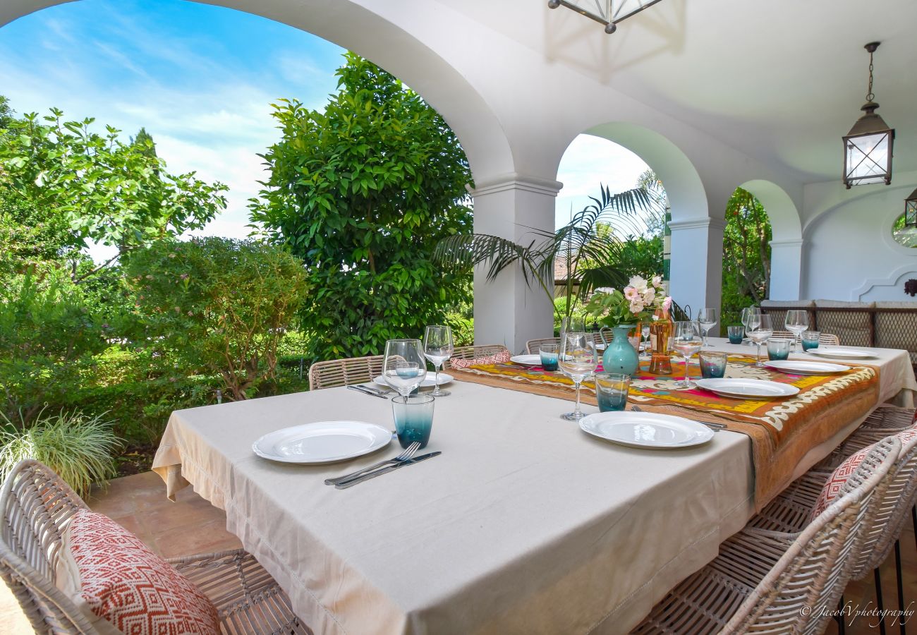 Villa in Marbella - A Real Oasis in  Colonial style