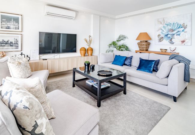 Apartment in Estepona - CP - Modern Beachside Apartment in Estepona