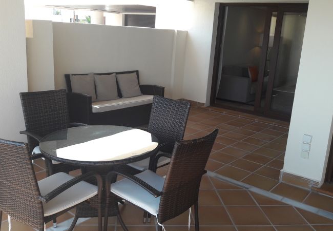 Apartment in Estepona - 103 - Beach apartment with Spa & Gym