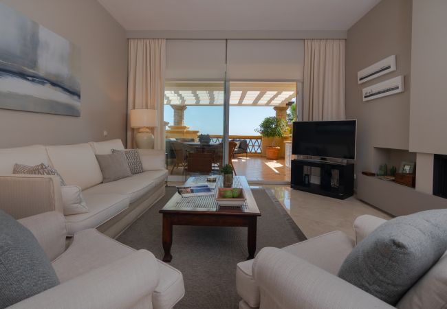 Apartment in Marbella - Superb Front Line Location, Sea View- Heated Pool