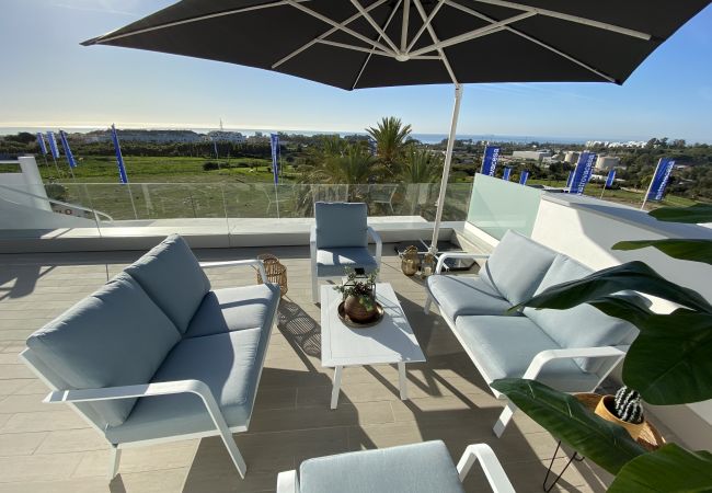 Apartment in Estepona - LM1.2B- Exclusive 2 bedroom apartment in Le Mirage