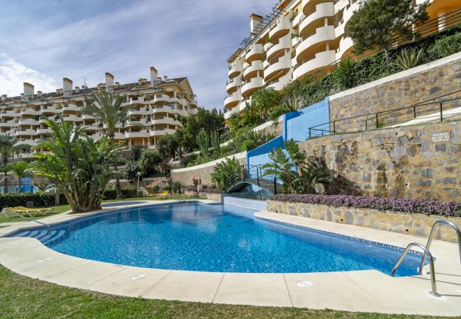 Apartment in Nueva andalucia - SAD - Spacious 2 bedroom duplex Puerto Banus
