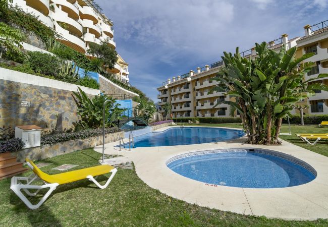 Apartment in Nueva andalucia - SAD - Spacious 2 bedroom duplex Puerto Banus