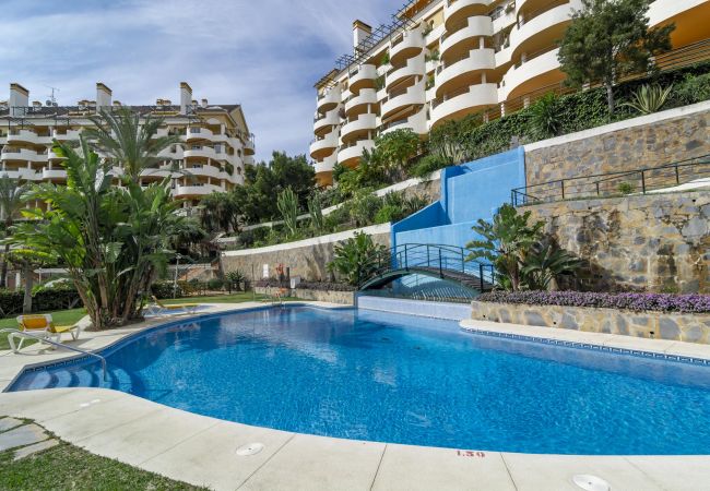 Apartment in Nueva andalucia - SAD - Spacious 2 bedroom duplex Puerto Banus