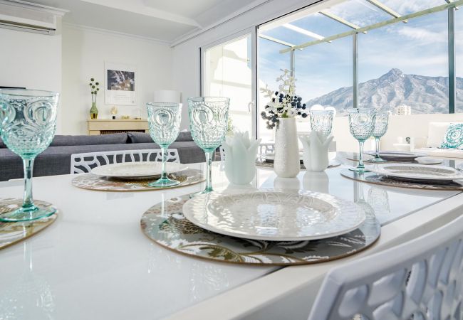 Apartment in Nueva andalucia - SAD - Spacious 2 bedroom duplex Puerto Banus
