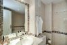 Apartment in Nueva andalucia - SAD - Spacious 2 bedroom duplex Puerto Banus