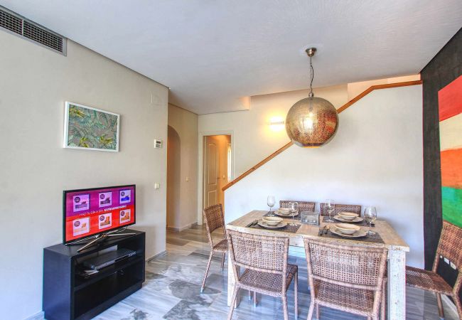 Apartment in Marbella - 1081 - Golden Beach jacuzzi