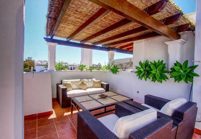 Apartment in Marbella - 1081 - Golden Beach jacuzzi