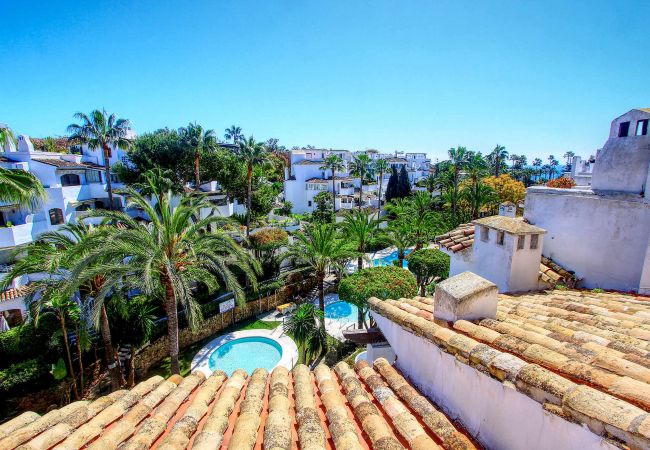 Apartment in Marbella - 1081 - Golden Beach jacuzzi