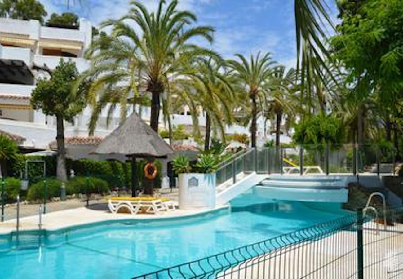 Apartment in Marbella - MODERN BEACH PENTHOUSE