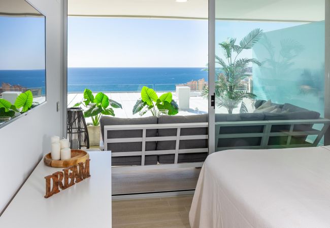 Apartment in Fuengirola - HIG-  Modern 2 bedroom apartment next to beach