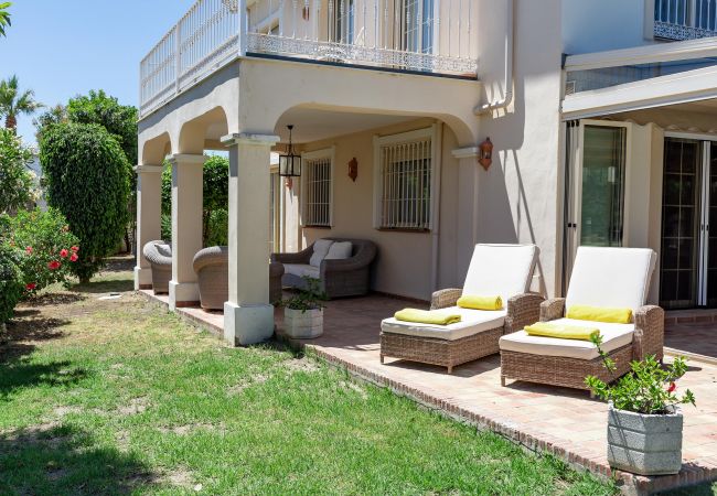 Villa in San Pedro de Alcántara - CLN- Spacious 6 bedroom villa 100 m to beach