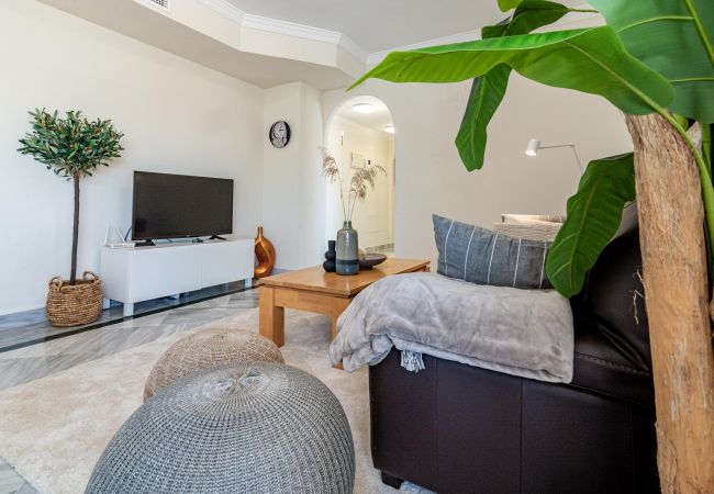 Apartment in Nueva andalucia - DN11-2 bedroom apartment close to Puerto Banus