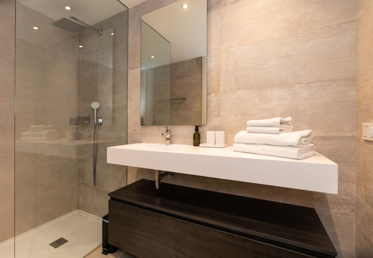 Apartment in Casares - Elegant 2-Bedroom Apartment | Alcazaba Lagoon 1112
