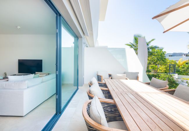 Townhouse in La Cala de Mijas - Luxurious Townhouse & Rooftop Plunge Pool