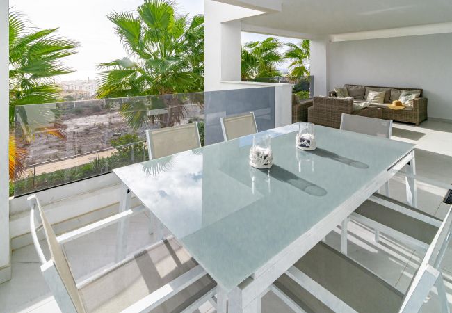 Apartment in Estepona - LAE9.1I- Apotel Estepona Hills by roomservices