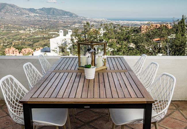 Apartment in Ojen - LJ- Modern flat with spectacular views in mountain