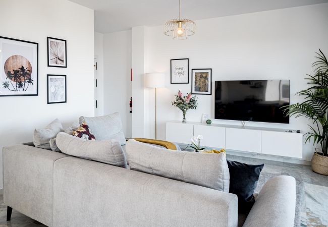 Apartment in Ojen - LJ- Modern flat with spectacular views in mountain