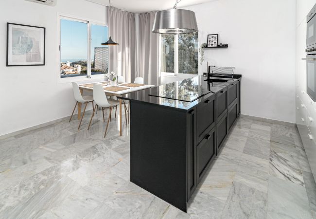 Apartment in Ojen - LJ- Modern flat with spectacular views in mountain