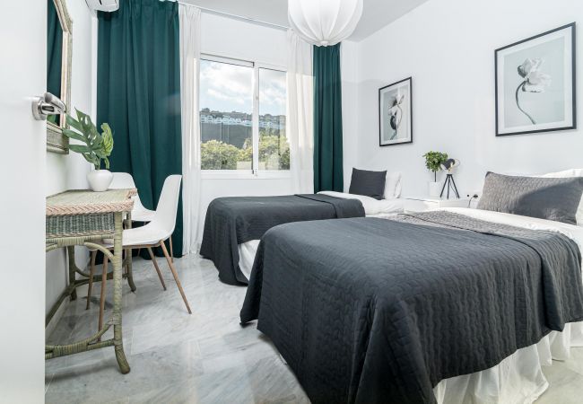 Apartment in Ojen - LJ- Modern flat with spectacular views in mountain