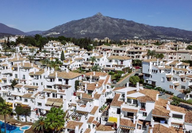 Apartment in Nueva andalucia - AB4 - Lovely holiday home walking distance, beach