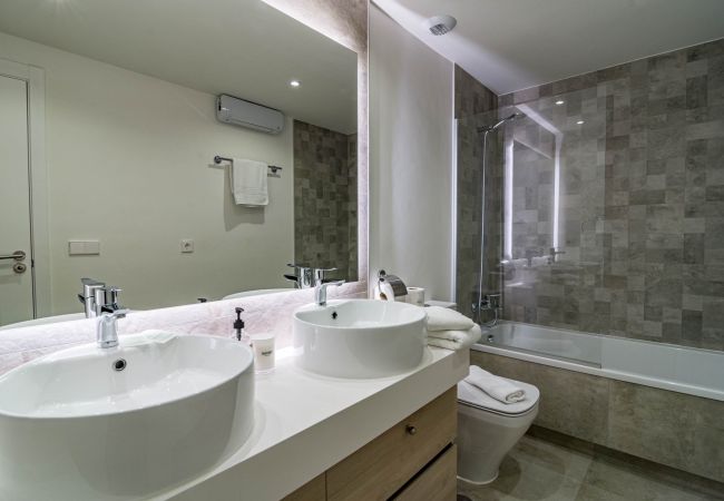 Apartment in Estepona - INF3.3K- Stunning city apartment close to beaches