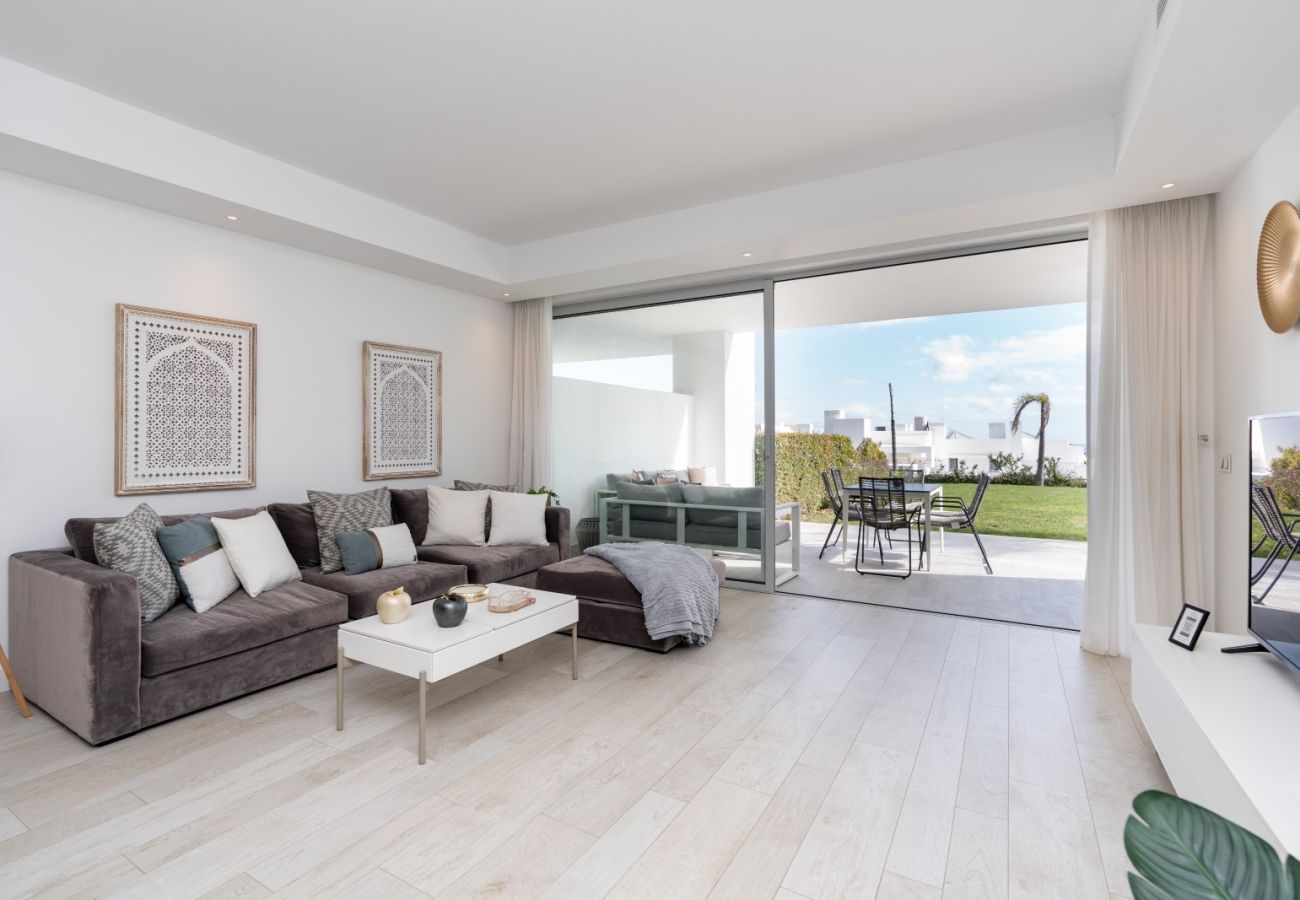 Apartment in Casares - Elegant 2-Bed Apartment | Alcazaba Lagoon (1604)