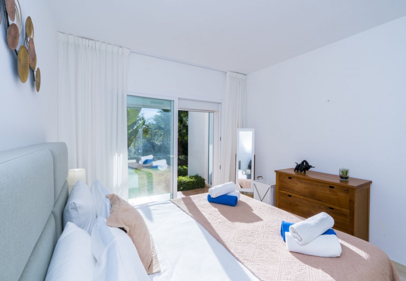 Apartment in Casares - Stylish 2-Bed Apartment | Alcazaba Lagoon (303)