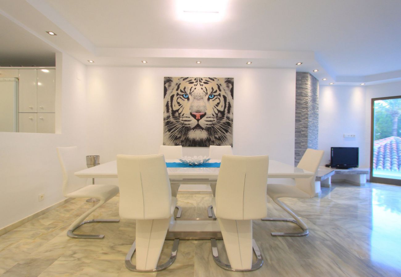 Apartment in Marbella - 1108 Elegant Golden Beach Apartments with sea View
