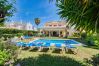 Villa in Estepona - 1106 Luxurious Family Villa with Heated Pool