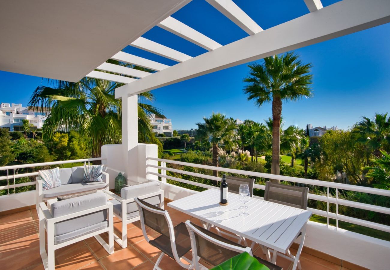 Apartment in Casares - Modern 2-Bedroom Apartment - Alcazaba Lagoon (411)