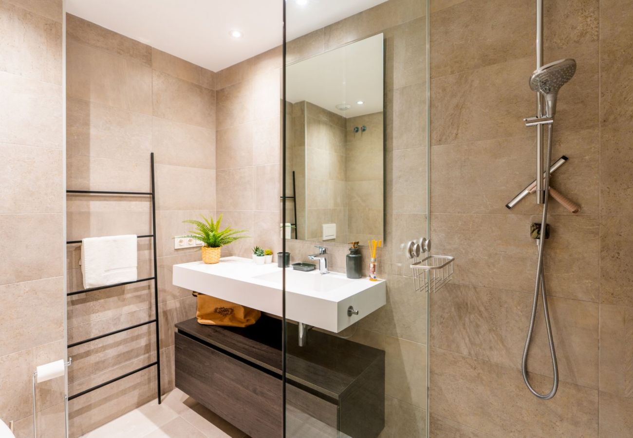 Apartment in Casares - Stylish 2-Bed Apartment | Alcazaba Lagoon (1713)