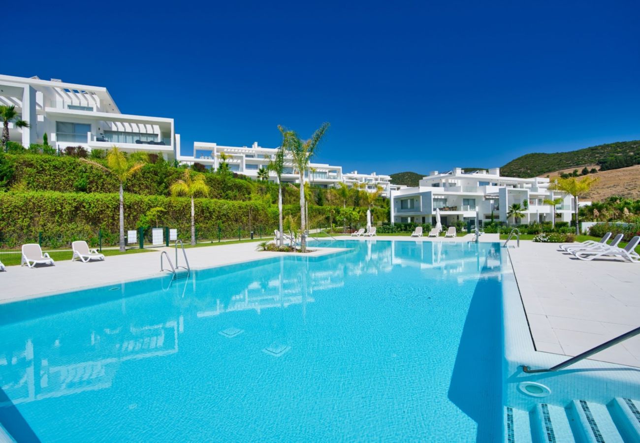 Apartment in Casares - Stylish 2-Bed Apartment | Alcazaba Lagoon (1713)