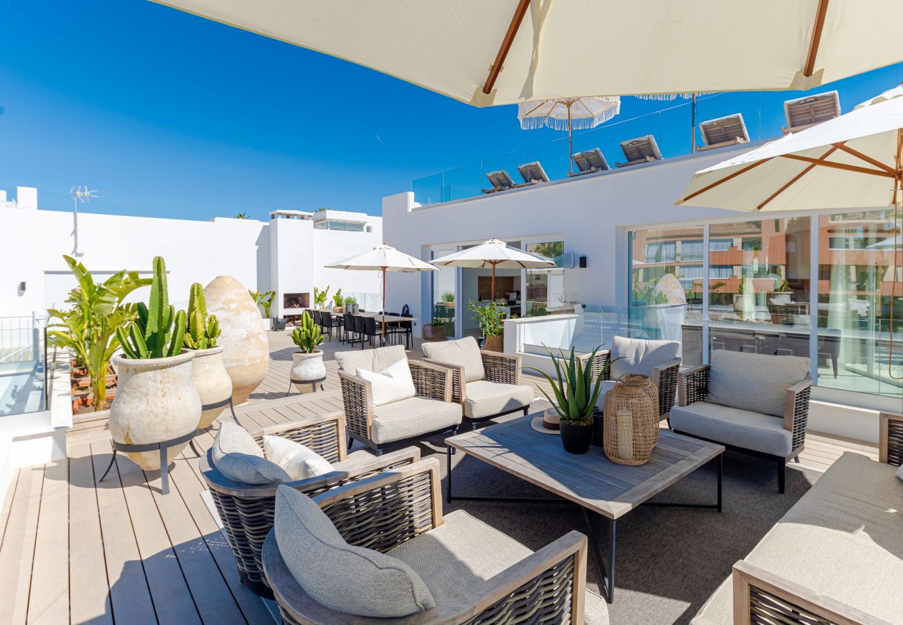 Villa in Mijas Costa - Unique & Luxurious Villa with Heated Pool!
