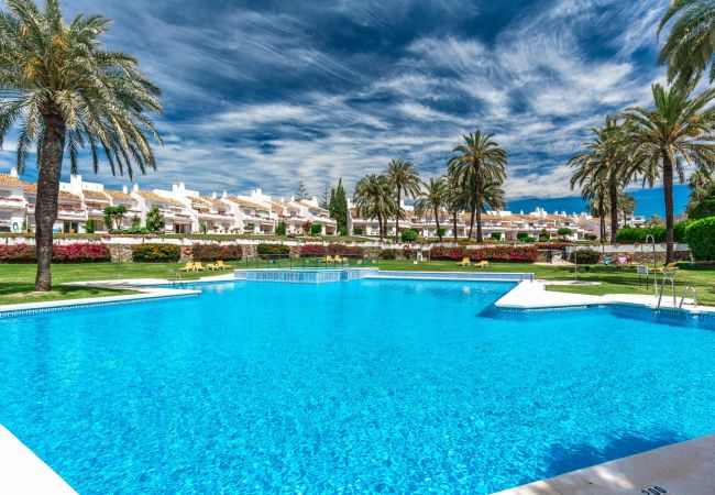 Apartment in Nueva andalucia - AGS48b- Great location close to Puerto Banus Casa