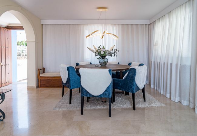 Townhouse in Benahavís - LAG - Spacious 3BR townhouse with private jacuzzi