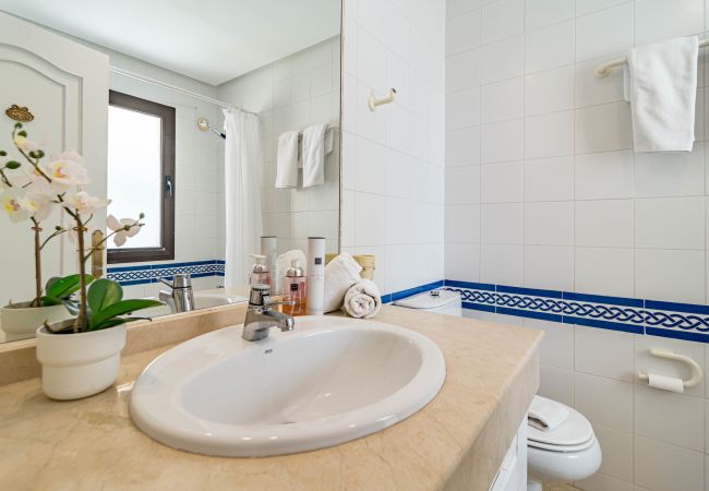 Townhouse in Benahavís - LAG - Spacious 3BR townhouse with private jacuzzi