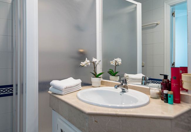 Townhouse in Benahavís - LAG - Spacious 3BR townhouse with private jacuzzi