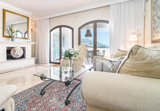 Townhouse in Benahavís - LAG - Spacious 3BR townhouse with private jacuzzi