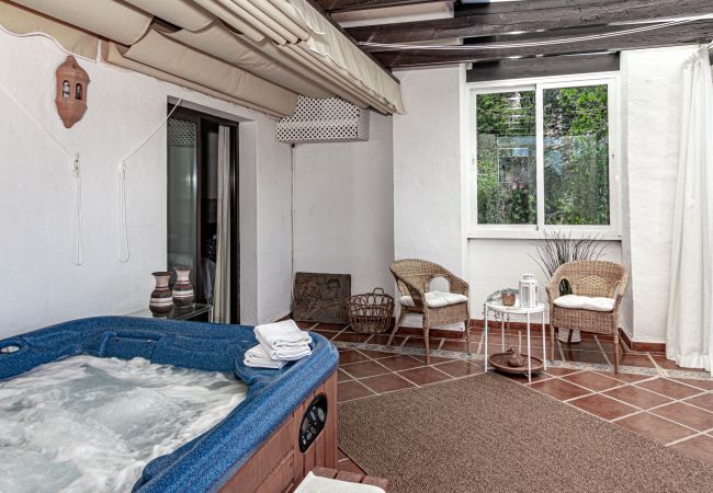 Townhouse in Benahavís - LAG - Spacious 3BR townhouse with private jacuzzi