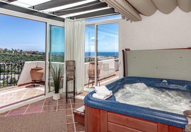 Townhouse in Benahavís - LAG - Spacious 3BR townhouse with private jacuzzi