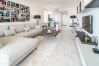Apartment in Estepona - LMS48- Roof terrace, jacuzzi & sauna