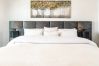 Apartment in Estepona - LMS48- Roof terrace, jacuzzi & sauna